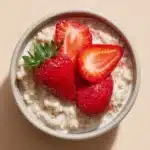 Crock Pot Strawberry and Cream Oatmeal Recipe